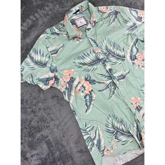 Men’s Denim & Flower Ricky Singh Medium Tropical Leaf Print Short-Sleeve Shirt - Picture 5 of 10